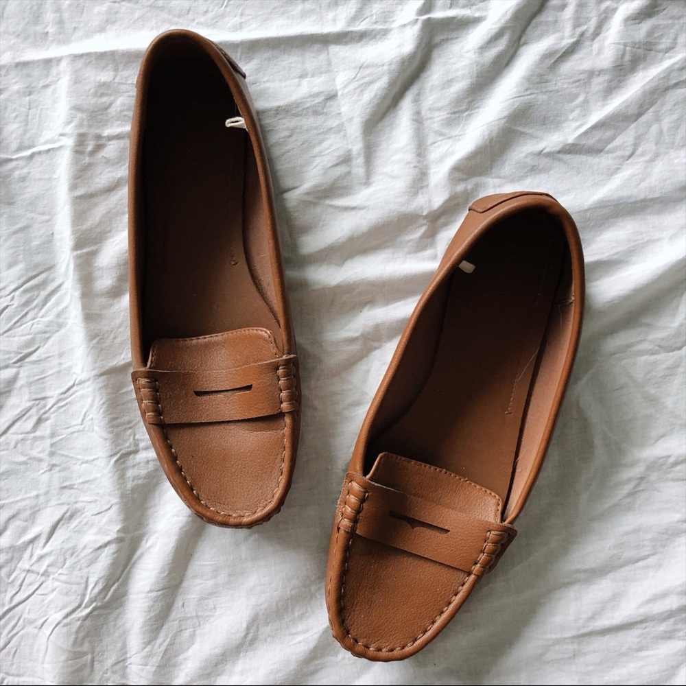 Old Navy Loafers in camel brown